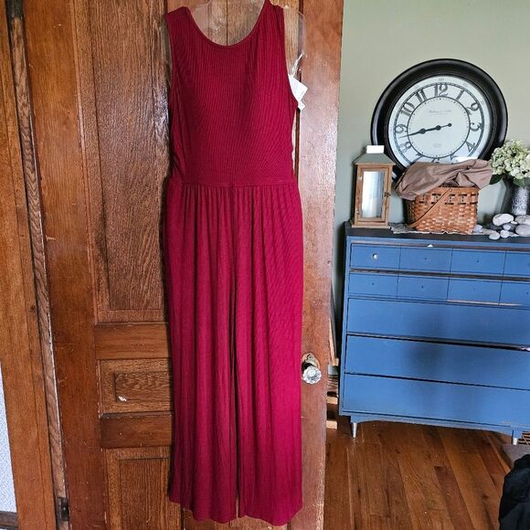 Merokeety Ribbed Maroon Red Sleeveless Romper Jumpsuit – Women’s M / Medium NWT - Picture 1 of 6